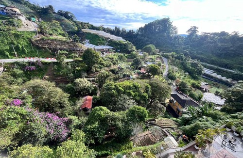 Brinchang Apartment | Highest Top Floor, Sunrise & Mountain view, Hilltop Hotel Apartment In Cameron Highlands