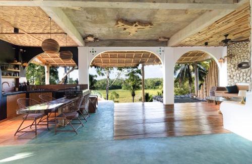 Catangnan Villa | Highlife Hill Villa