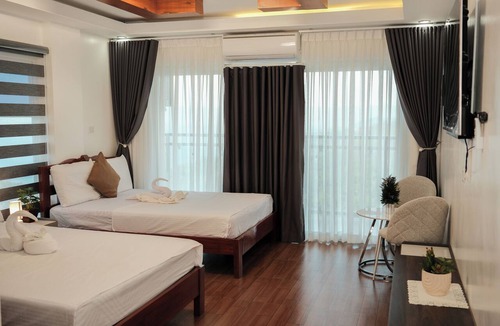 Mataas Na Kahoy Hotel | Highlights Taal Lakeview Resort