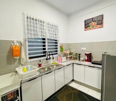 Larkin Apartment | Hijau Homestay Larkin Indah