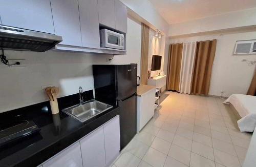 Caloocan Apartment | Hill Stay by RAB