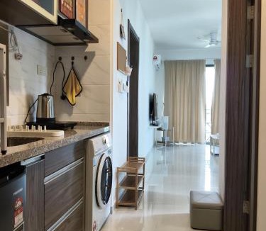 Gelang Patah Apartment | Holiday Home at Forest City-TV Box-2BR1B 1-3 pax 1201