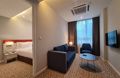 Central District Hotel | Holiday Inn Express & Suites Johor Bahru by IHG