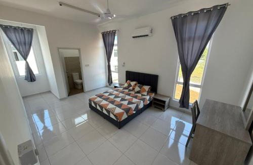 Serom House | Home in bukit kangkar -10min to tangkak toll-
