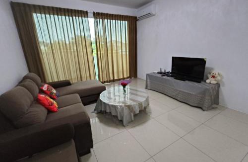 Miri Apartment | Homelite Eco Park Condominium