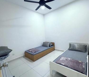 Taman Sri Serdang House | Homestay 1 Storey Serdang UPM MAEPS MARDI IOI CITY MALL