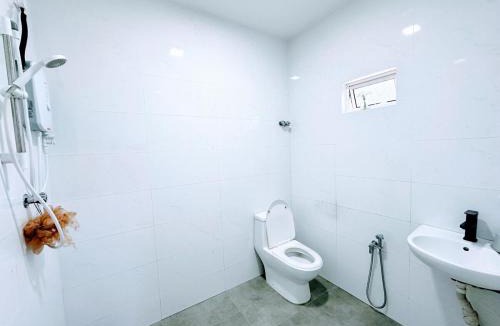 Taman Sri Serdang House | Homestay 1 Storey Serdang UPM MAEPS MARDI IOI CITY MALL