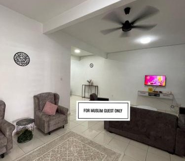 Jasin House | Homestay EZZ
