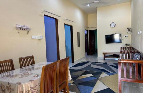 Kusial House | Homestay Haji Noor