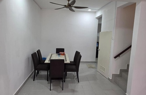 Hulu Selangor House | Homestay In Taman Rasa Utama, Hulu Selangor