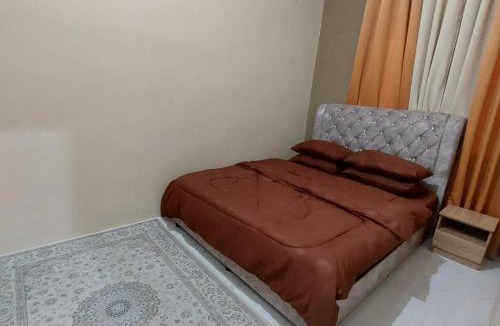 Tanjung House | Homestay Mira Daily Sungai Karang