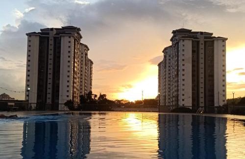 Kuala Lumpur Apartment | Homestay - Suria Kipark Damansara 3R2B Apartment Max 8pax Fully Equipped Kitchen and Laundry