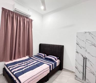 Kota Bharu House | Homestay Taman Sari Unit D, Kota Bharu