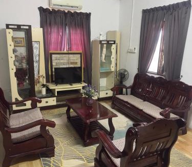 Gurun House | Homestay Teratak Tokliah
