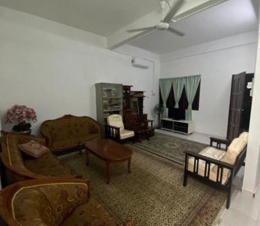 Temerloh District House | Homestay Tok Aki