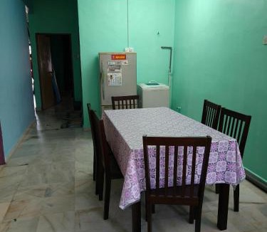 Arau House | Homestay Wannur Arau