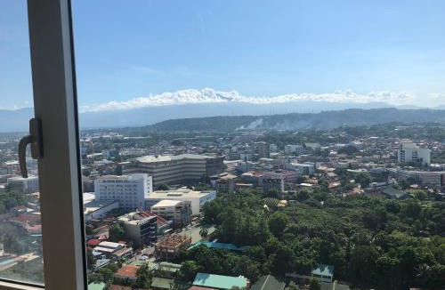 Poblacion District Apartment | Homey Comfy CondoTel - Avida Towers Davao