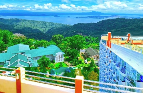 Silang Junction South Condo | HoneyLove 1-BR *Parking, Swimming Pool