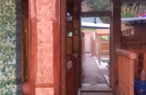 Odiongan House | Honorable, Sports bar and guesthouse