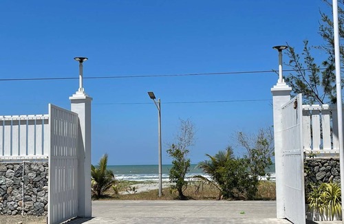 Lingayen Hotel | Hotel ∙ 4 guests