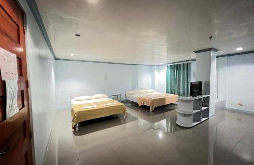 Laoag Hotel | Hotel ∙ 5 guests
