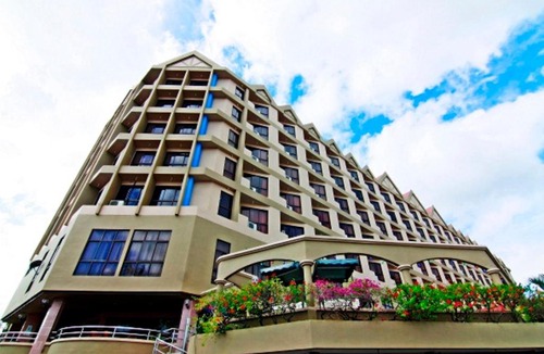 Kampung Pokok Asam Hotel | Hotel Grand Continental Langkawi