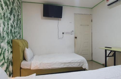 Downtown Kota Kinabalu House | Hotel O Green Leaf Guest Lodge Kk