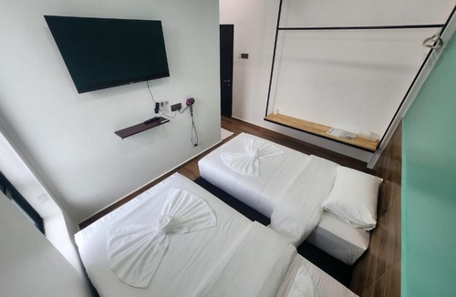 Pekan Melayu Hotel | Hotel O Rosegold Garden