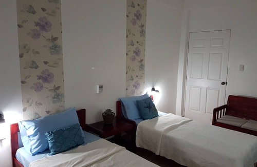 Irosin House | Hotel Pentaqua