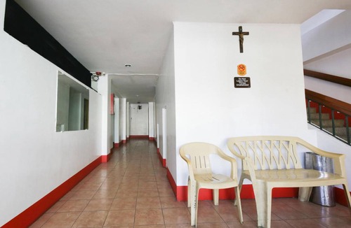 Quezon City Hotel | Hotel ∙ 10 guests