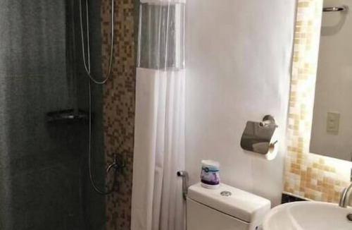 Baler Hotel | Hotel Rupert Atienza -Deluxe Room Twin Bed 3