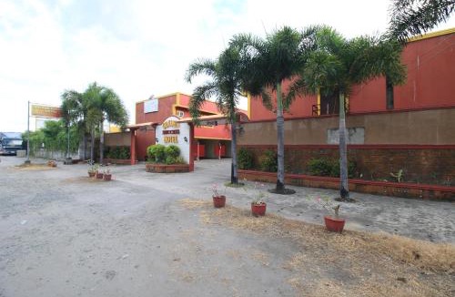 Paniqui Hotel | Hotels In Anao With Security/Safety, Guest Services, Air Conditioner