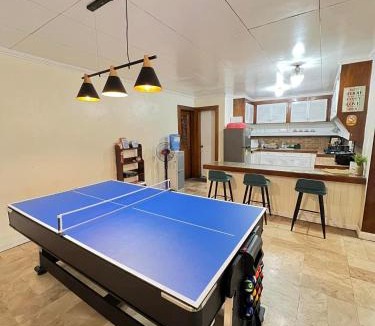 Matandang Balara Apartment | HOUSE A - Bahay Bakasyunan in New intramuros Village, Old balara Q.C