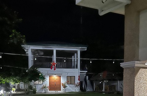 Suba Basbas House | House for 2 guests with large garden and private pool use near to beach resorts