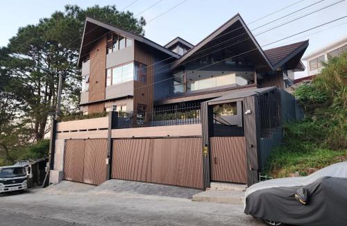 Tuba House | House of Joe - Pinewoods