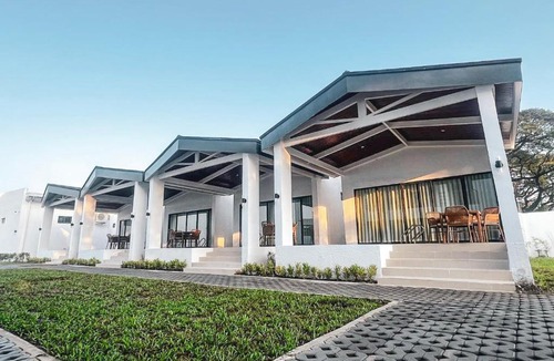 Bauang Hotel | Hudor Resort - Bauang, La Union