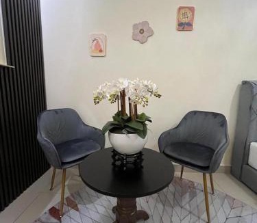 Bukit Jelutong Apartment | IA Guest House, Suria Jelutong Serviced Apartment