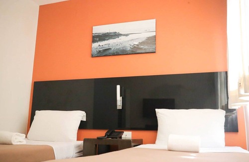 Ormoc Hotel | iaLodge