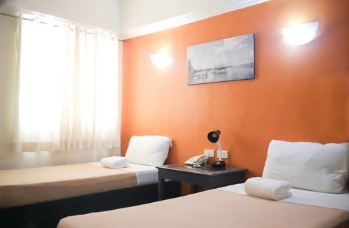 Ormoc Hotel | iaLodge