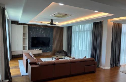 Pantai Tengah Villa | Icha Lavanya luxury private pool bungalow
