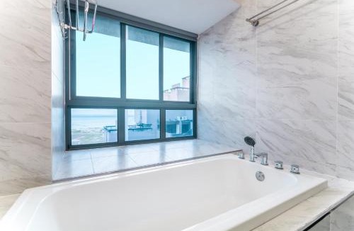 Taman Melaka Raya Apartment | Imperio A2213A Seaview Studio Bathtud Parking Netflix