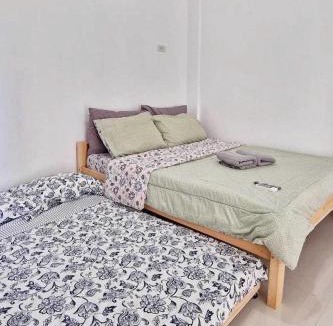Bacarra Hostel | Ina Rose Apartment and Transient