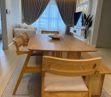 Kota Warisan Apartment | InapByDaddy's Near KLIA SIC Sepang 4BR Fully Aircond