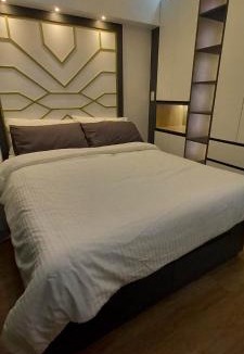 Project 4 Apartment | Infina towers 2-BR unit w/ Balcony, QC, Manila