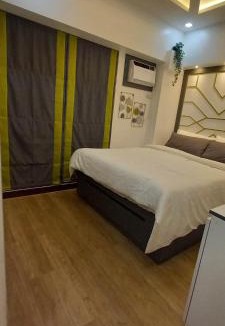 Project 4 Apartment | Infina towers 2-BR unit w/ Balcony, QC, Manila