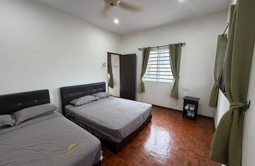 Ipoh House | Ipoh Cozy Homestay for 10-13pax