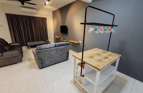 Hulu Kinta House | ipohbnb Bercham HomeStay