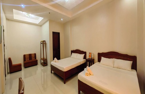 San Pedro Hotel | Isabelle Hotel