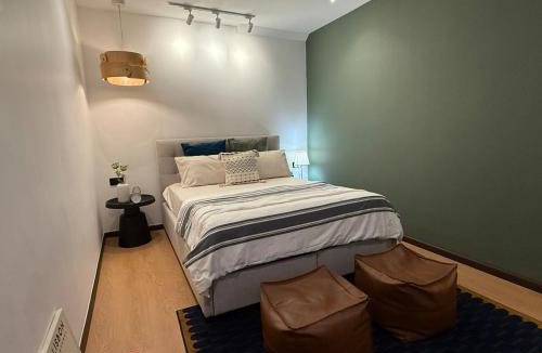 Gelang Patah Apartment | Iskandar Puteri Ensuite Room - Female Only