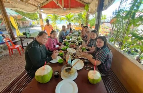 Carles Hostel | Isla Gigantes Jesa Beach Resort